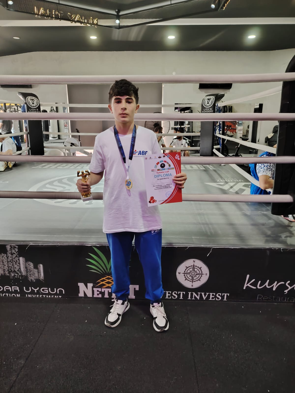 Nuran Yusifli - Boks